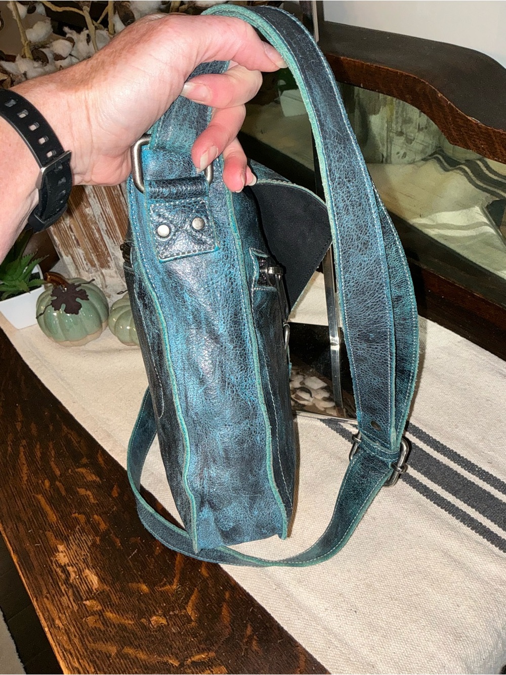 NWOT Bed Stu Leather Venice Beach Crossbody Bag Betta Blue Black Luxe MSRP $240 - Picture 5 of 12